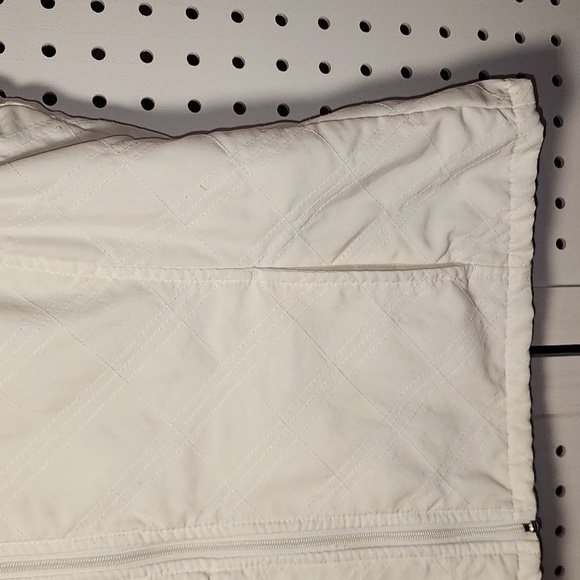 Columbia size PM White Vest Full Zip Lightweight - Picture 2 of 7